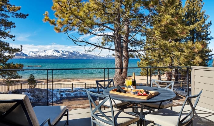 Premier Lakefront Suite